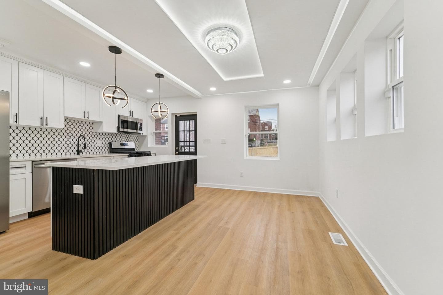 923 North Hill Road photo 8