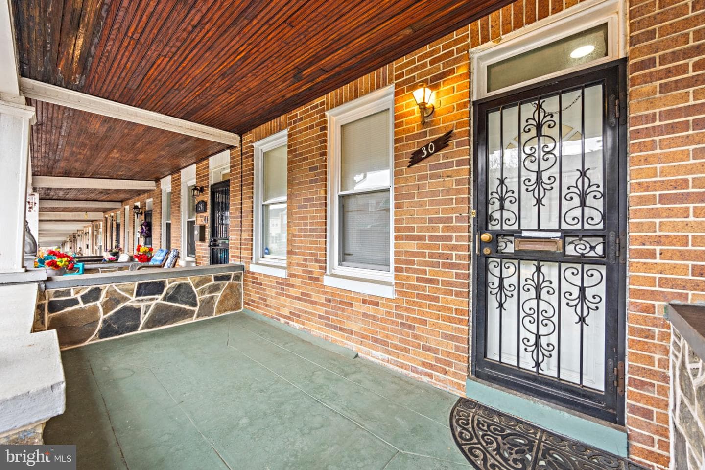 30 N Ellamont Street photo 3