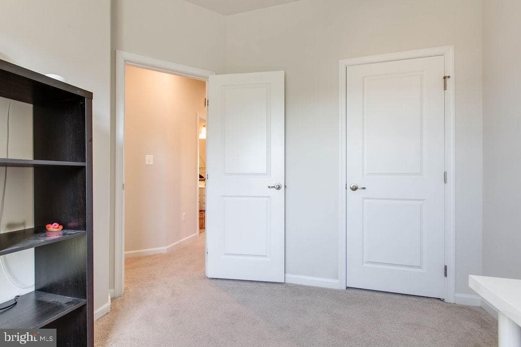 1023 Rutland Avenue photo 27