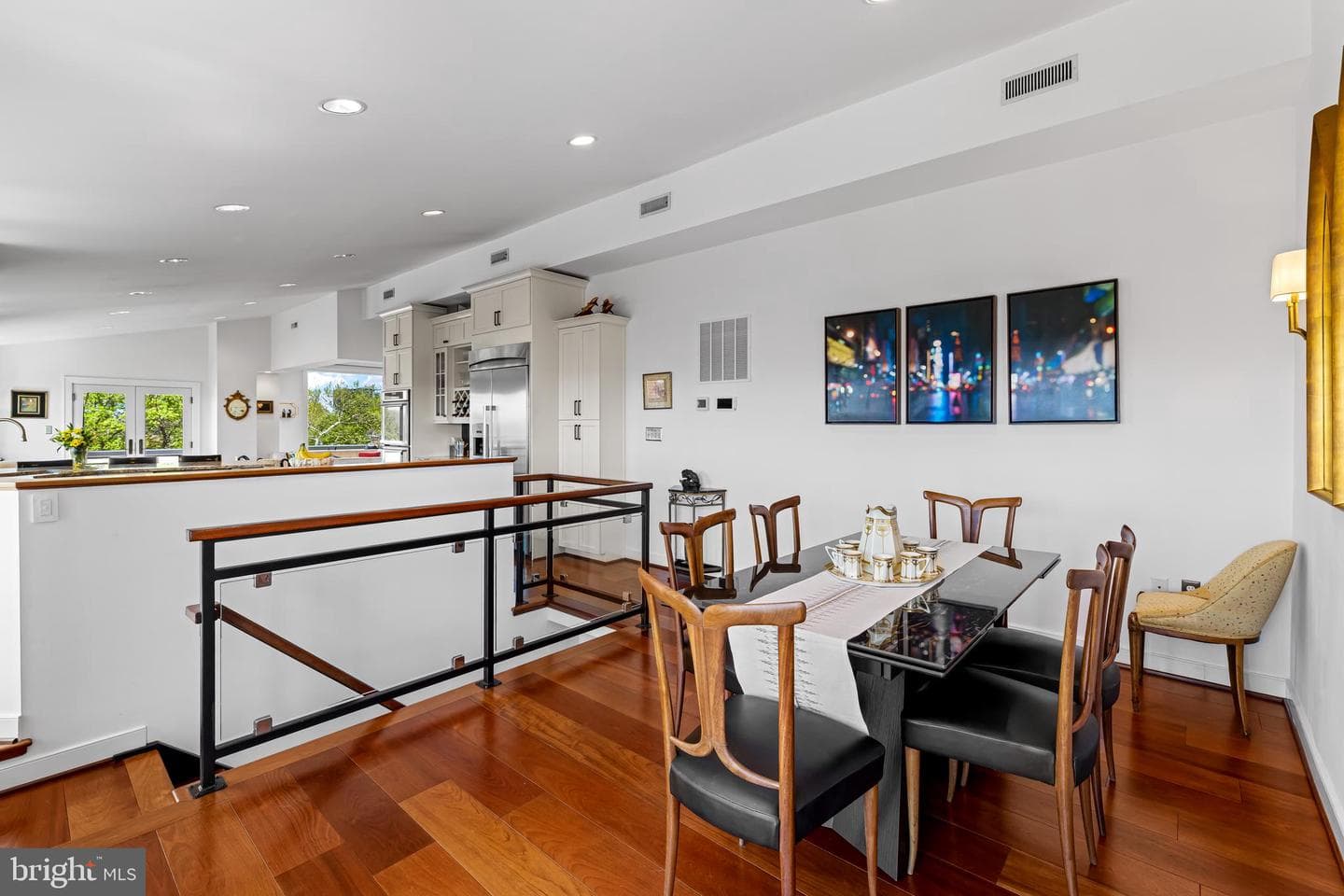 327 Warren Avenue #j photo 16
