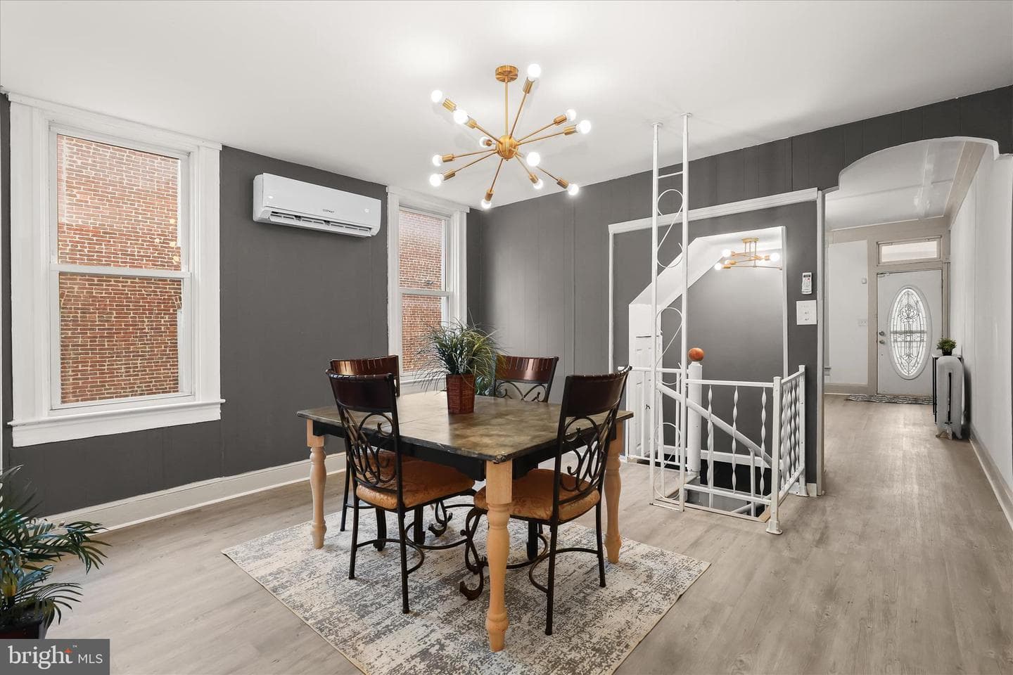 5019 Midwood Avenue photo 3