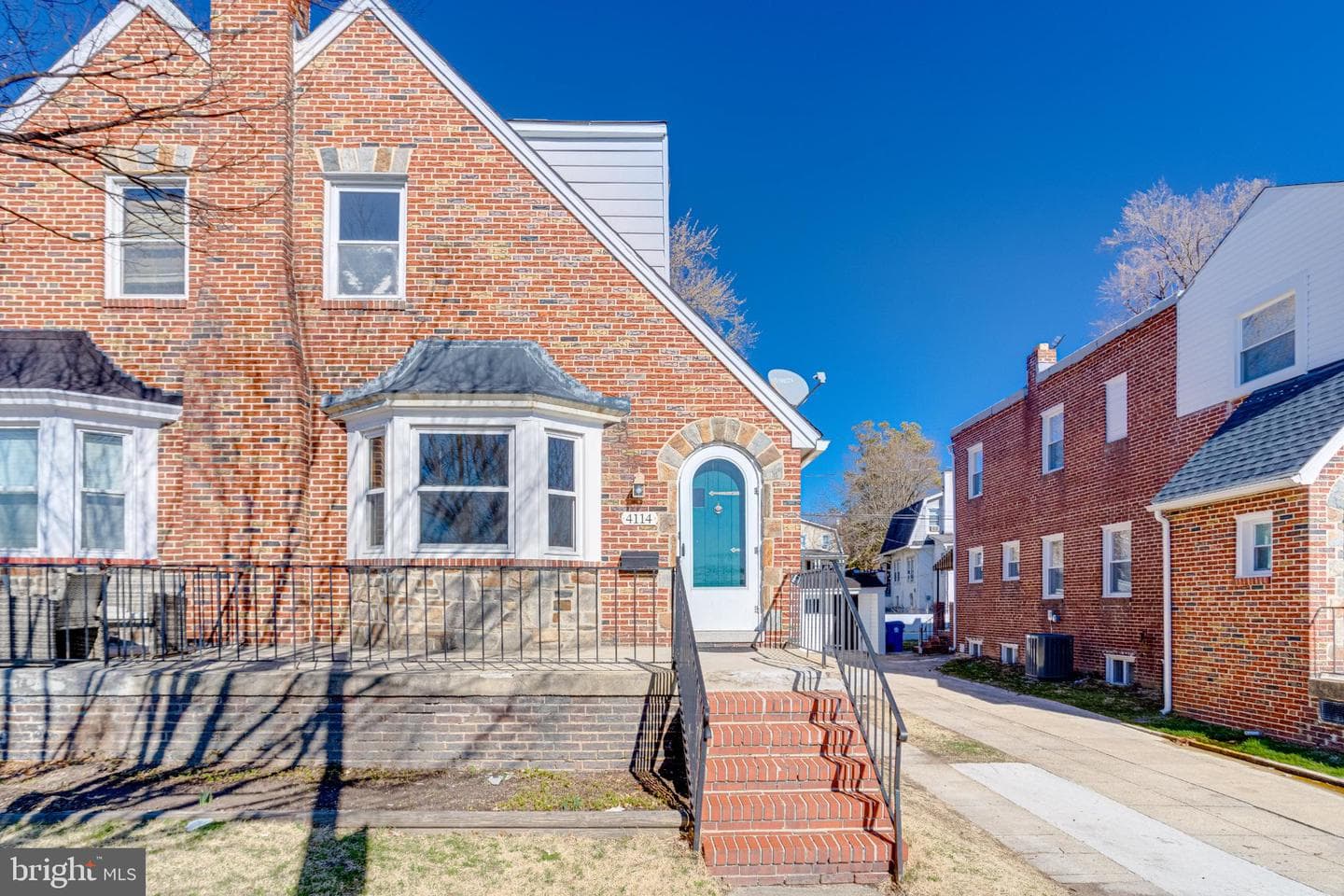 4114 Moravia Road photo 2