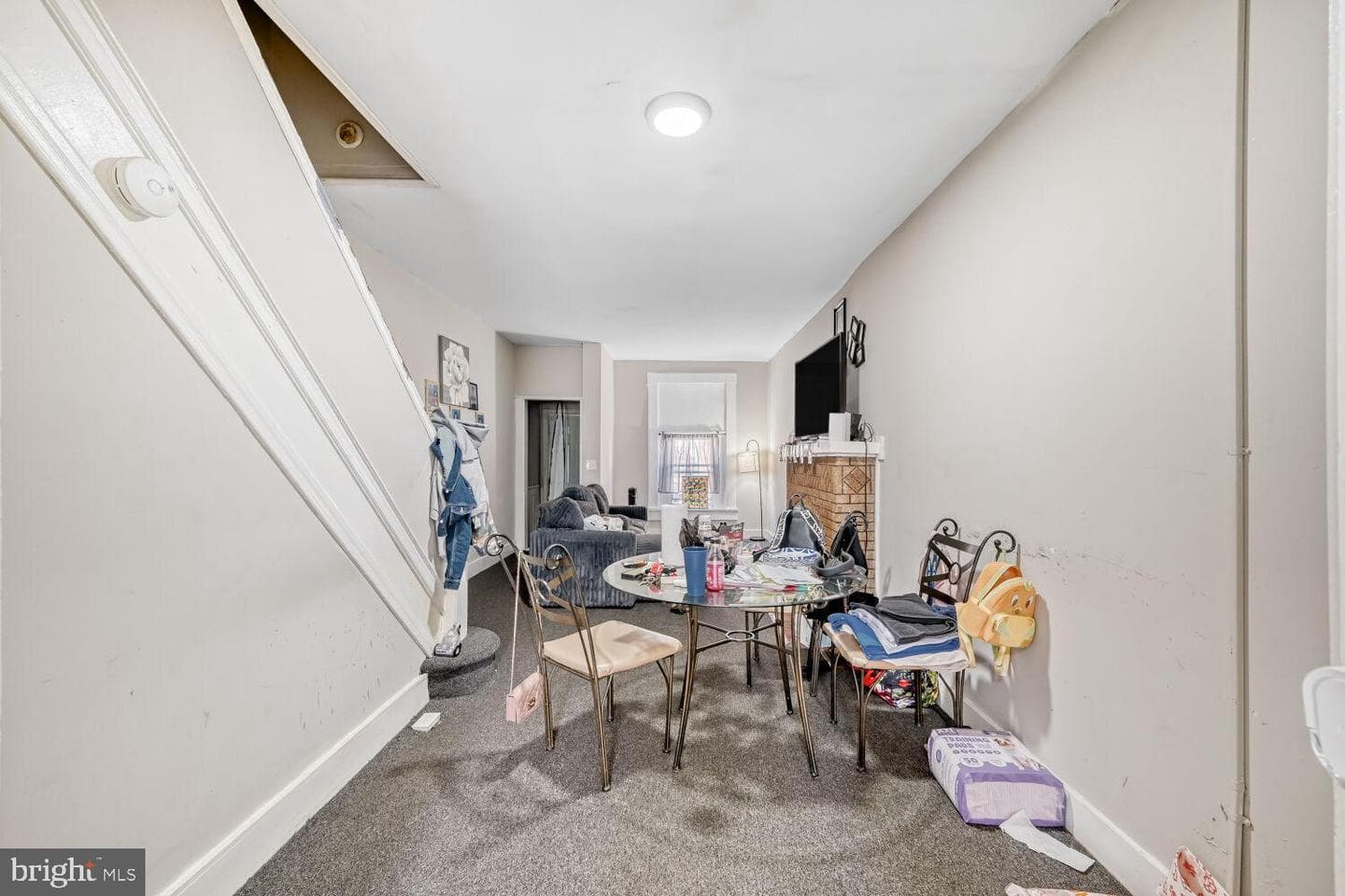 818 N Curley Street photo 4