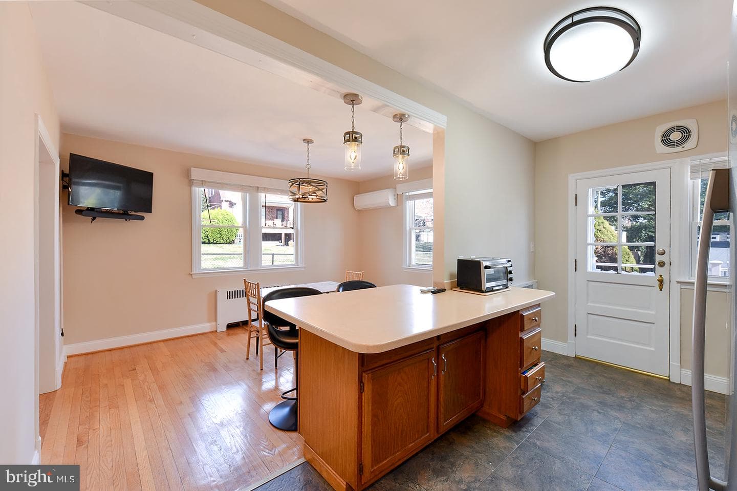 5115 Edgar Terrace photo 12