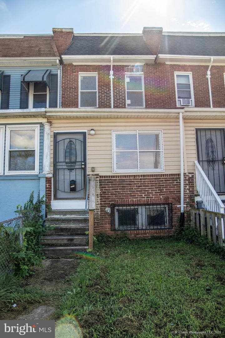 3035 W Belvedere Avenue photo 3