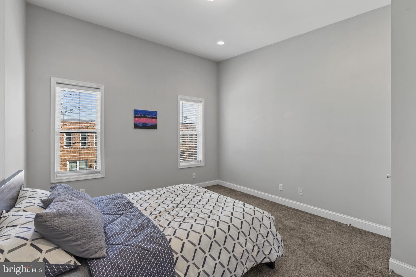 106 N Montford Avenue photo 15