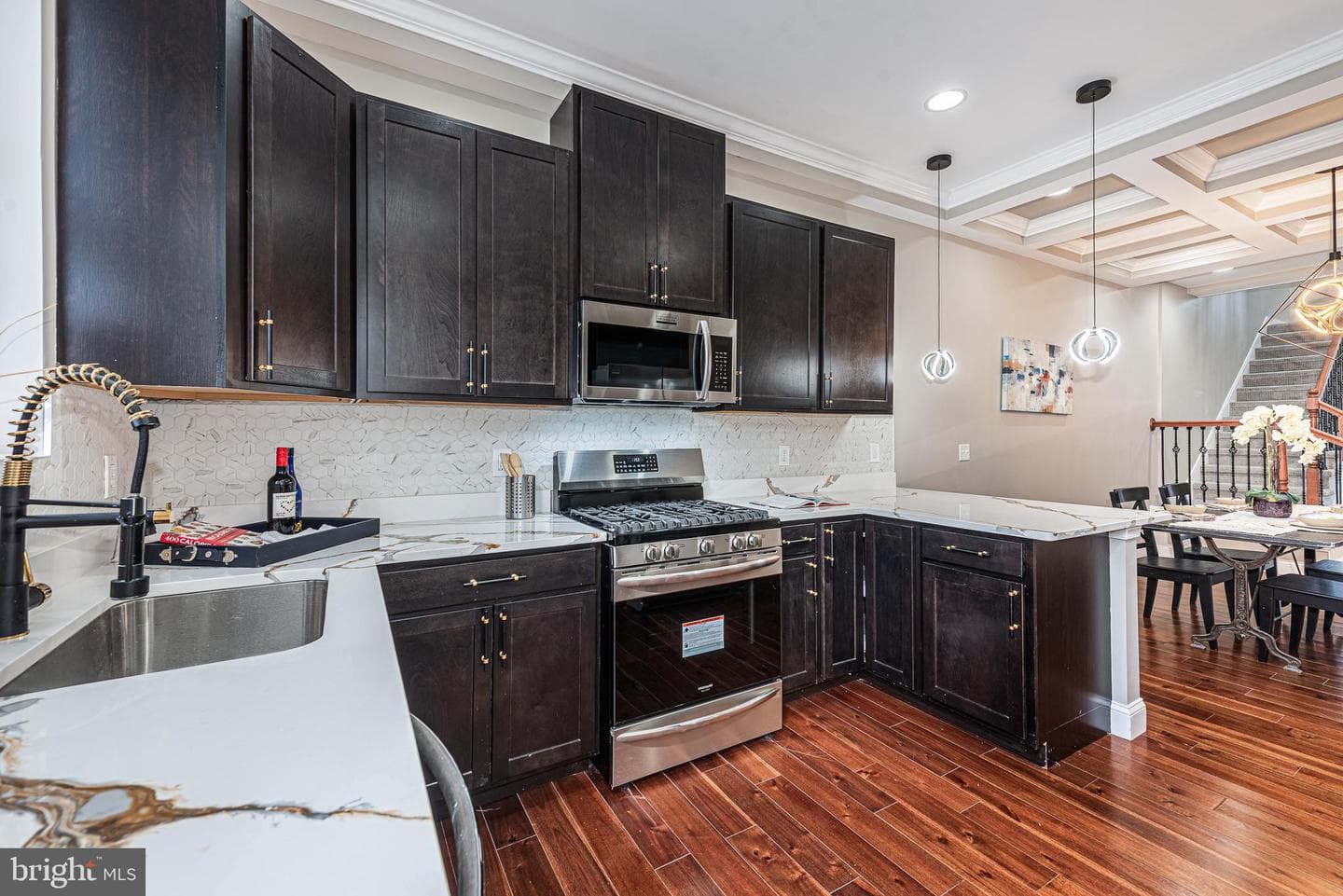 1068 W Fayette Street photo 12