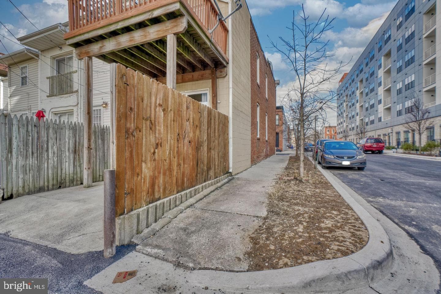 1754 Clarkson Street photo 34