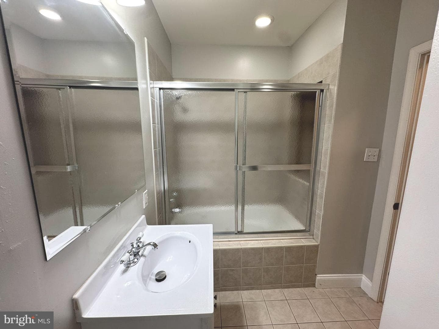 3820 Hudson Street photo 26