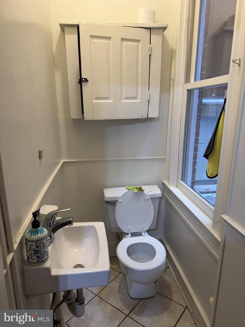 3045 Guilford Avenue photo 9