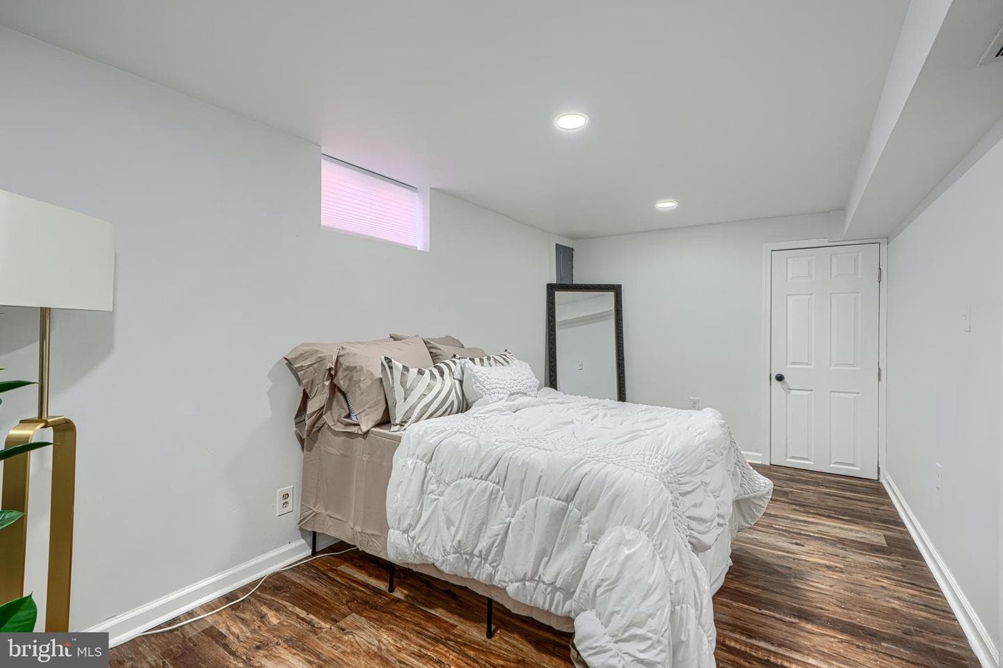 5327 Todd Avenue photo 33