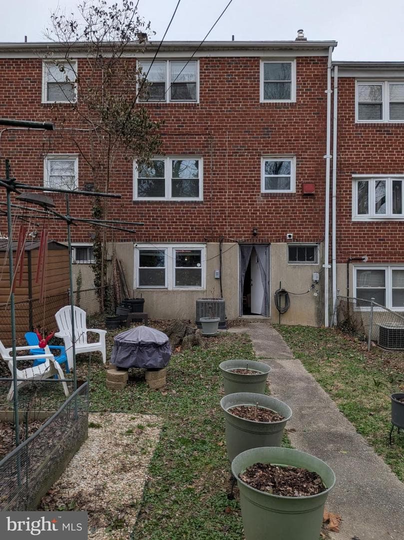 1045 Marlau Drive photo 16