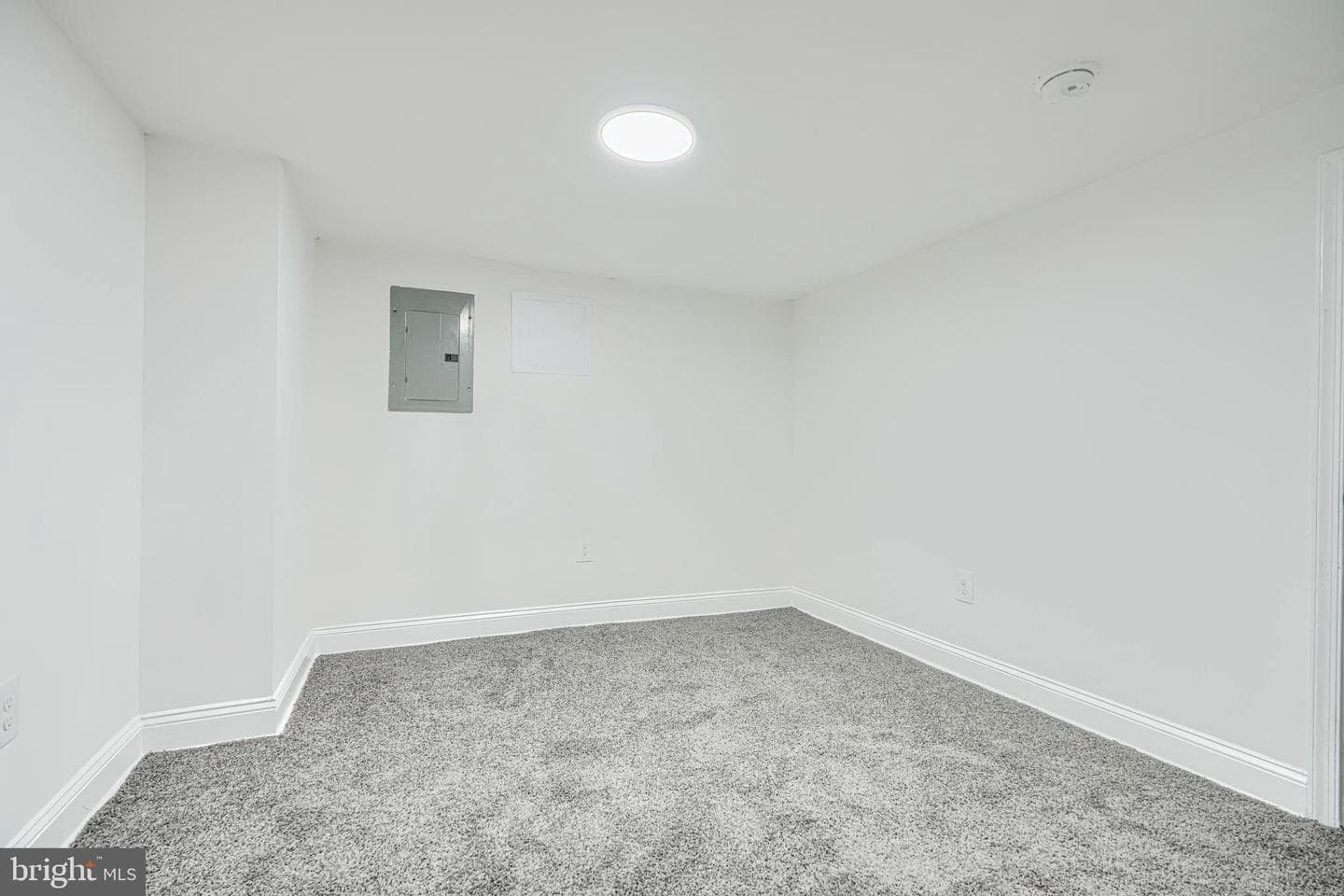 612 Woodbourne Avenue photo 33