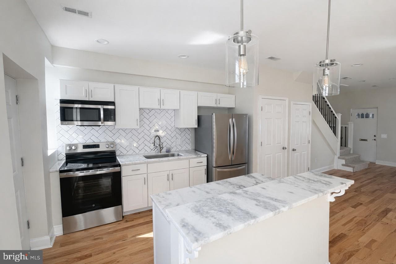 3827 Boarman Avenue photo 6