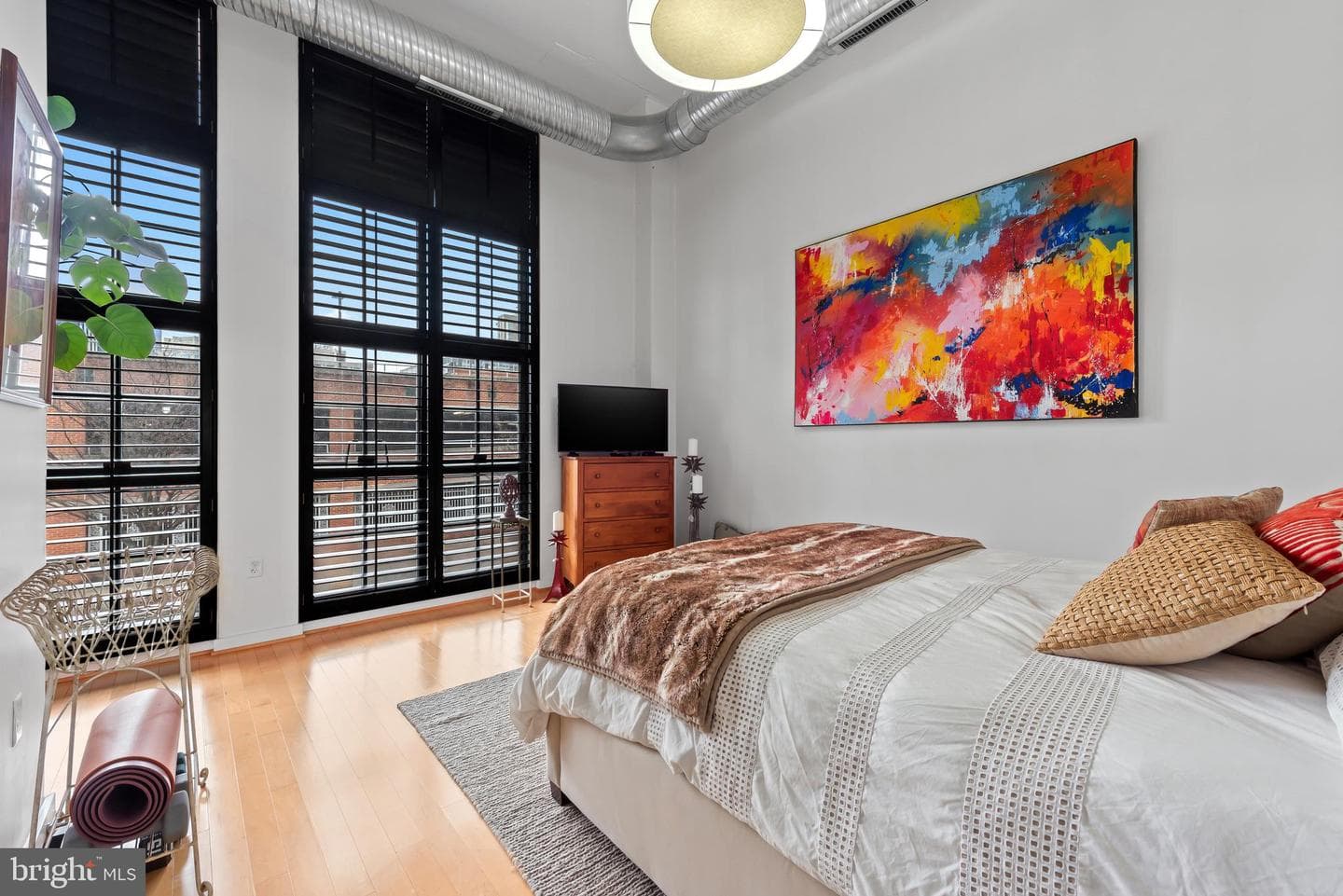 1220 Bank Street #204 photo 19