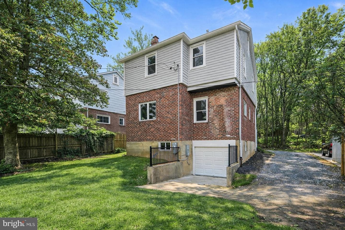 402 Westgate Road photo 3