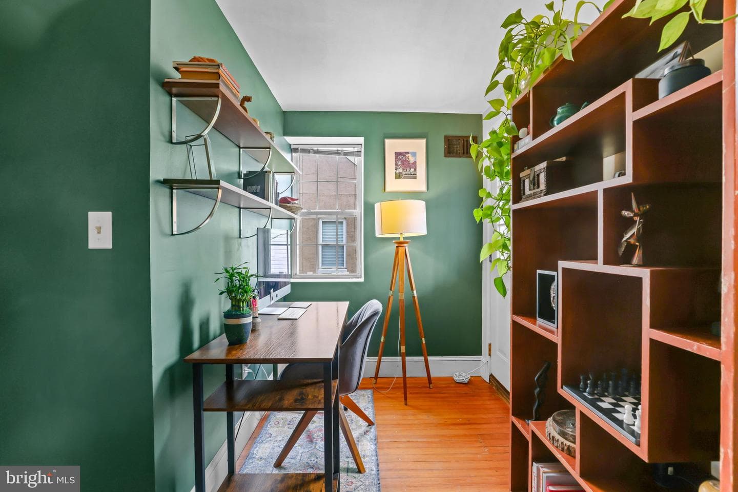 1811 Gough Street photo 15