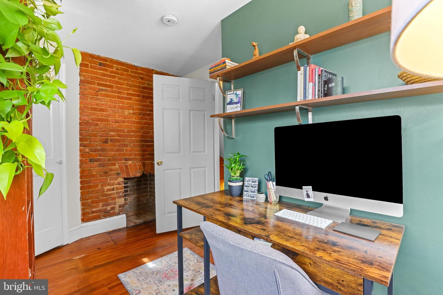 1811 Gough Street photo 16