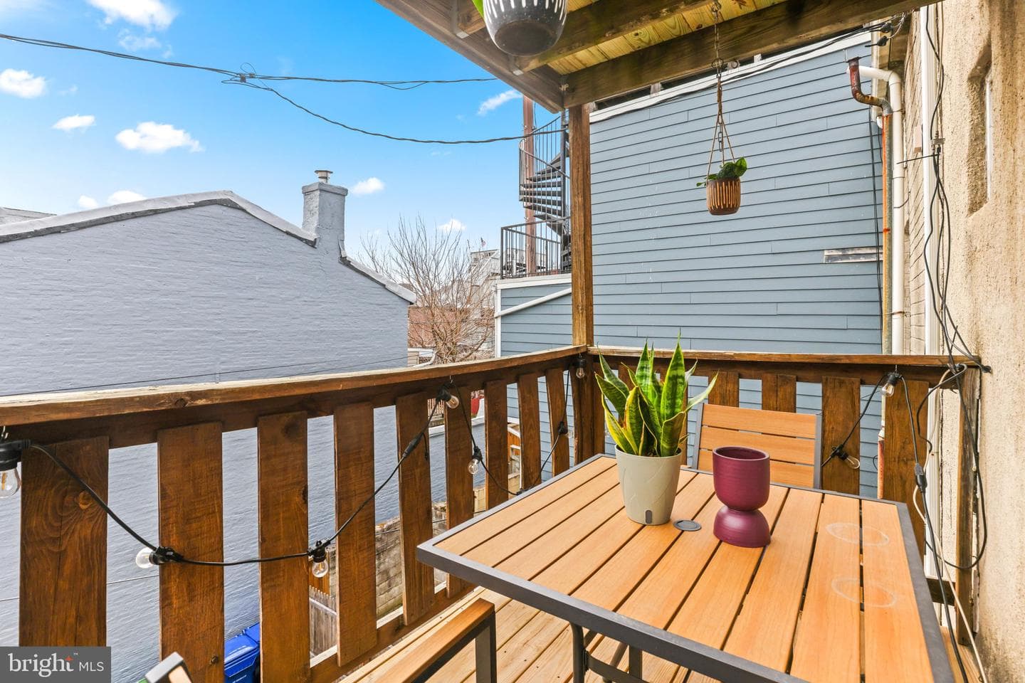 1811 Gough Street photo 17