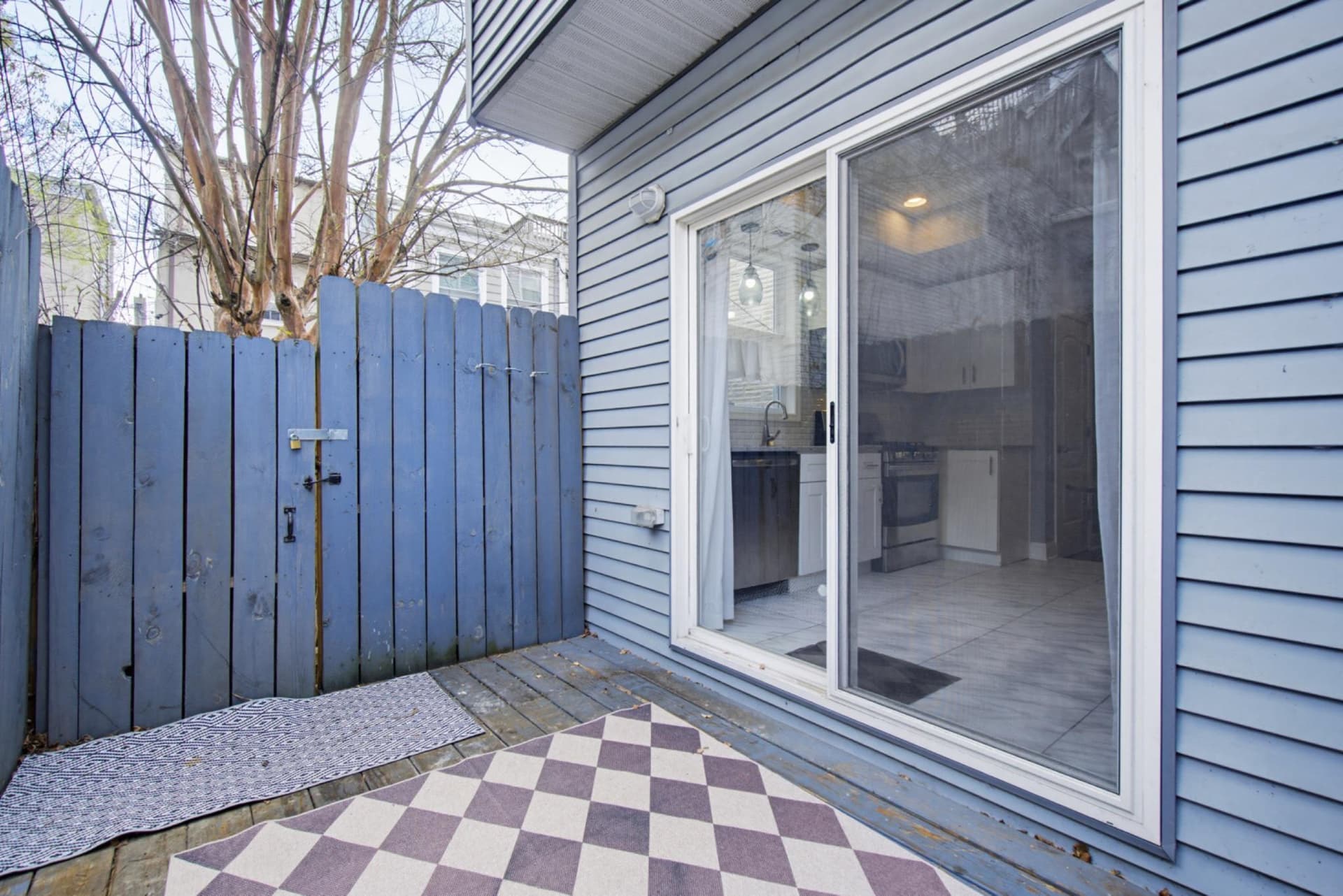1429 Olive Street photo 11