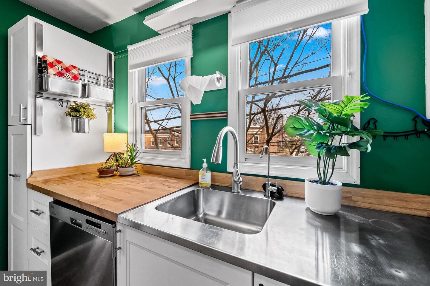 4202 Roland Ave #208 photo 17