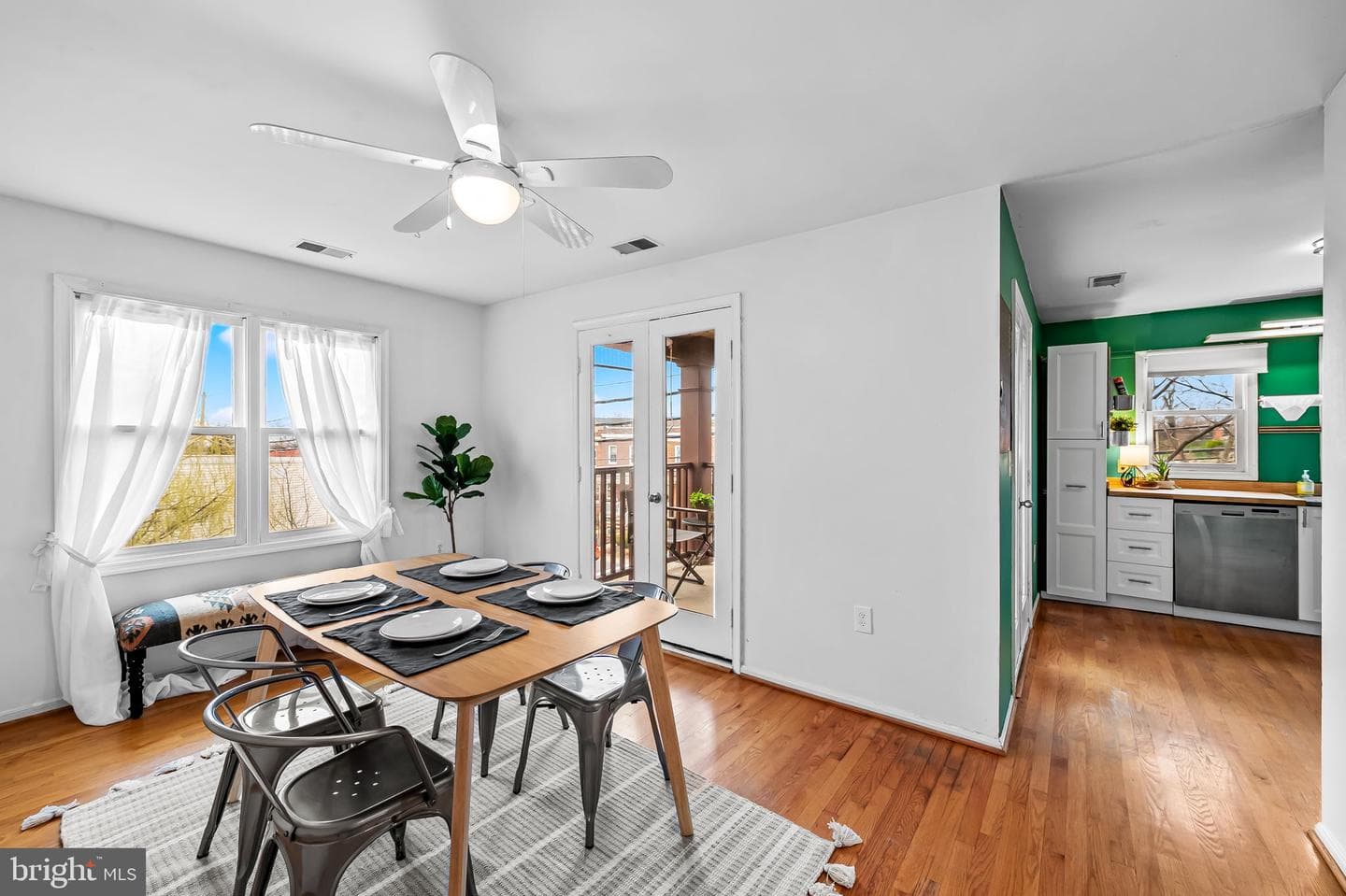 4202 Roland Ave #208 photo 8