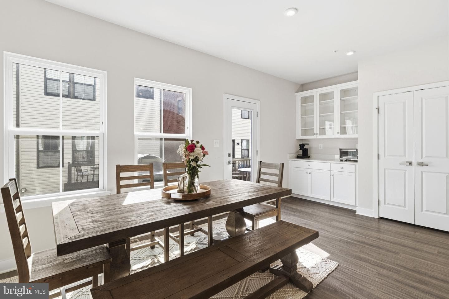 1511 Lowman Street photo 4