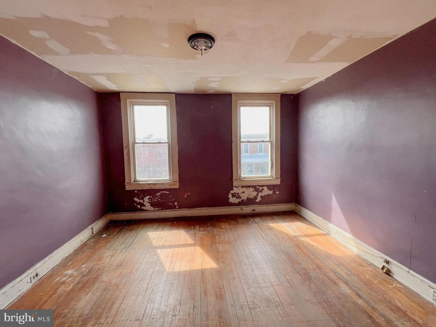 646 E 37th Street photo 8