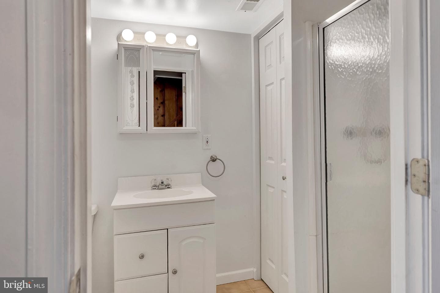1214 W 40th Street W photo 20