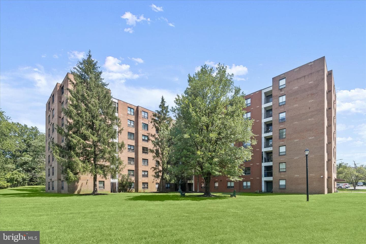 6317 Park Heights Avenue #521 photo 34