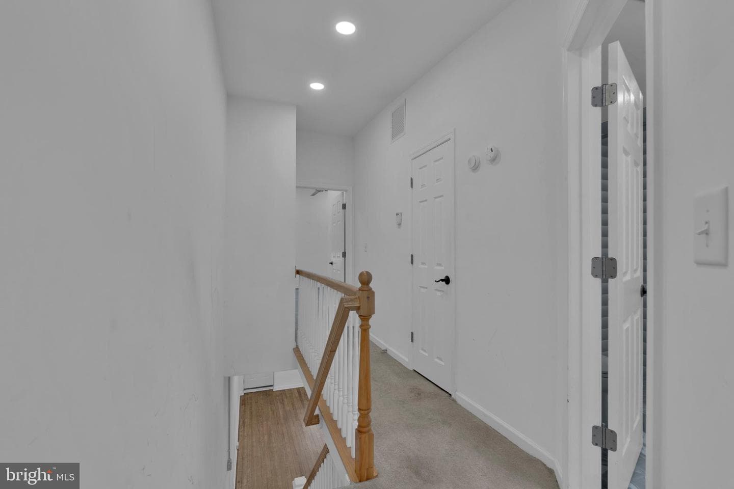 613 W 33rd Street photo 14