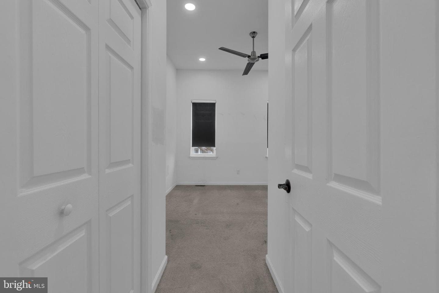 613 W 33rd Street photo 15