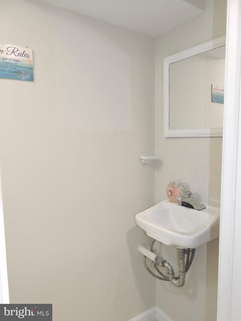 7611 Daniels Avenue photo 21
