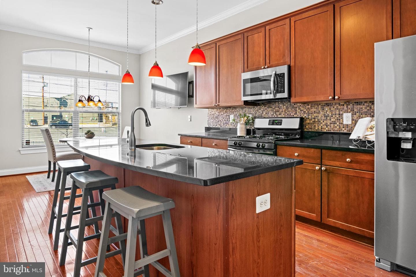 3903 Fleet Street photo 17