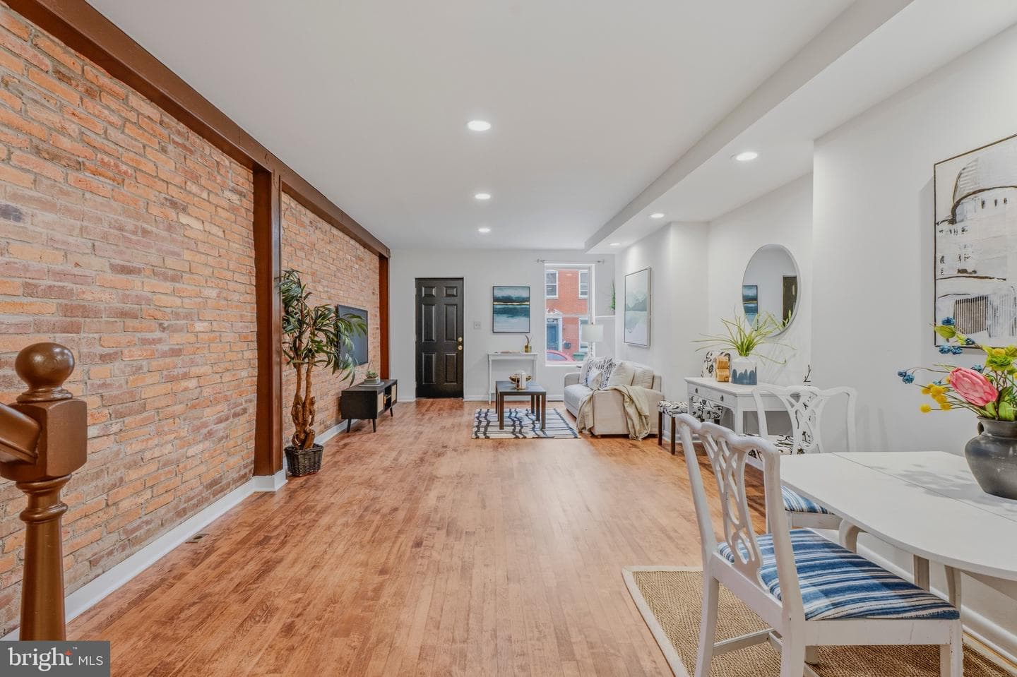 1824 E Lombard Street photo 6