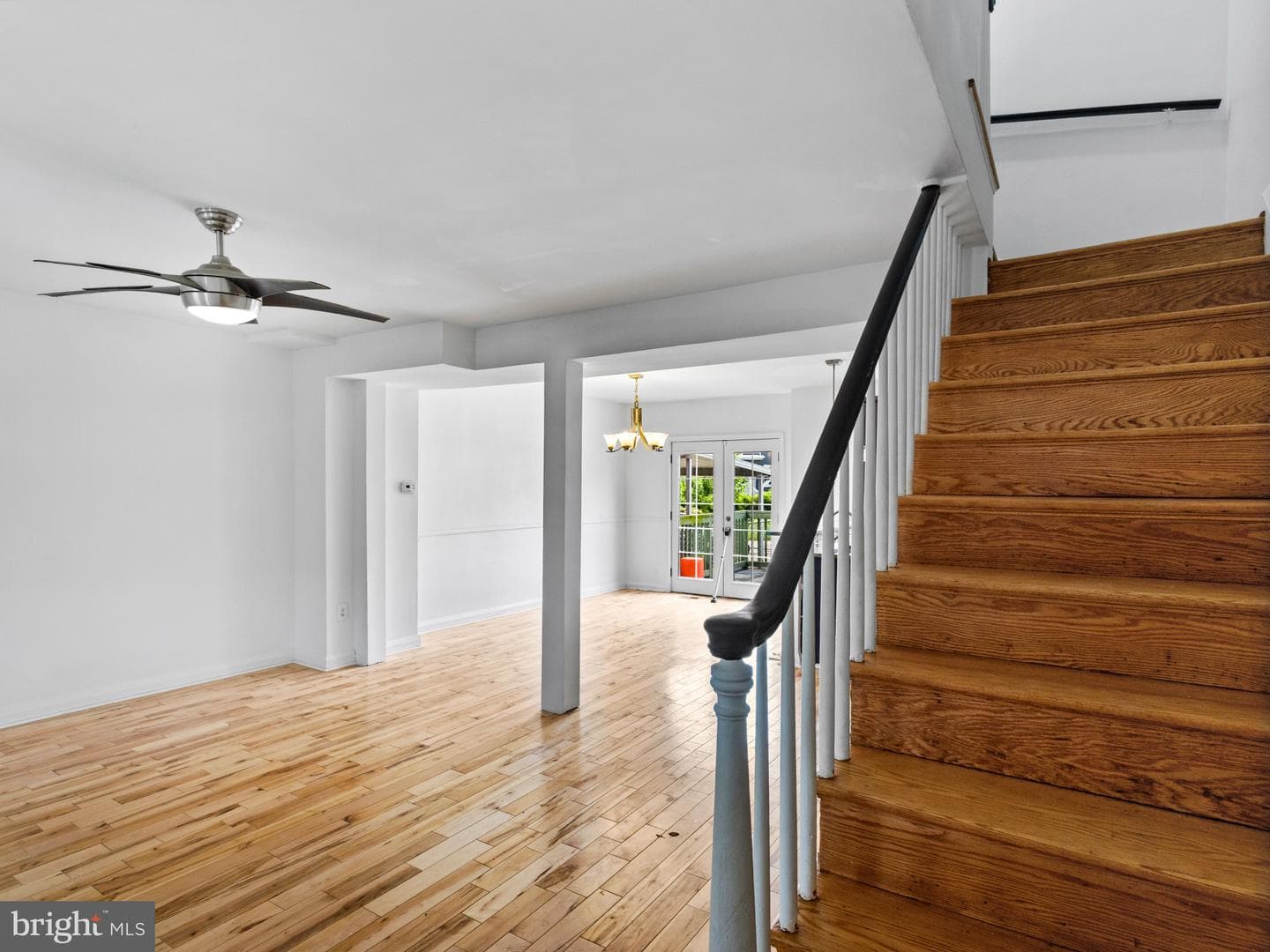 4216 Norfolk Avenue photo 1
