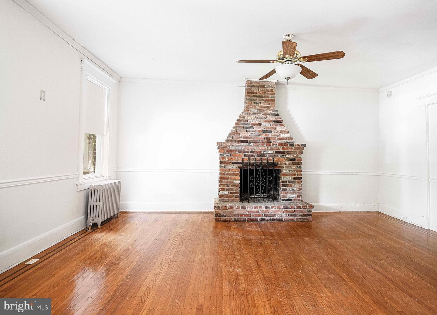 2946 Wyman Parkway photo 28
