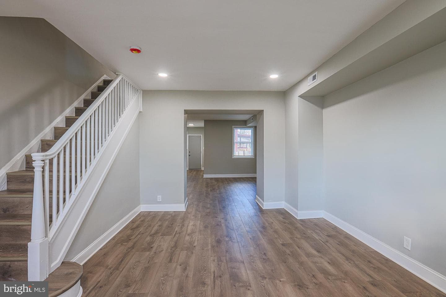 4833 Reisterstown Road photo 6