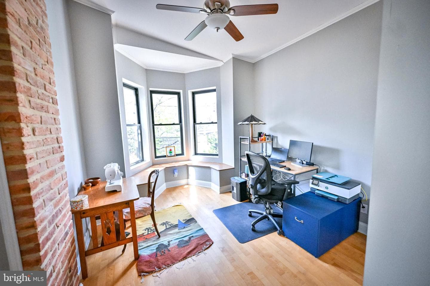 240 Wilson Street photo 38