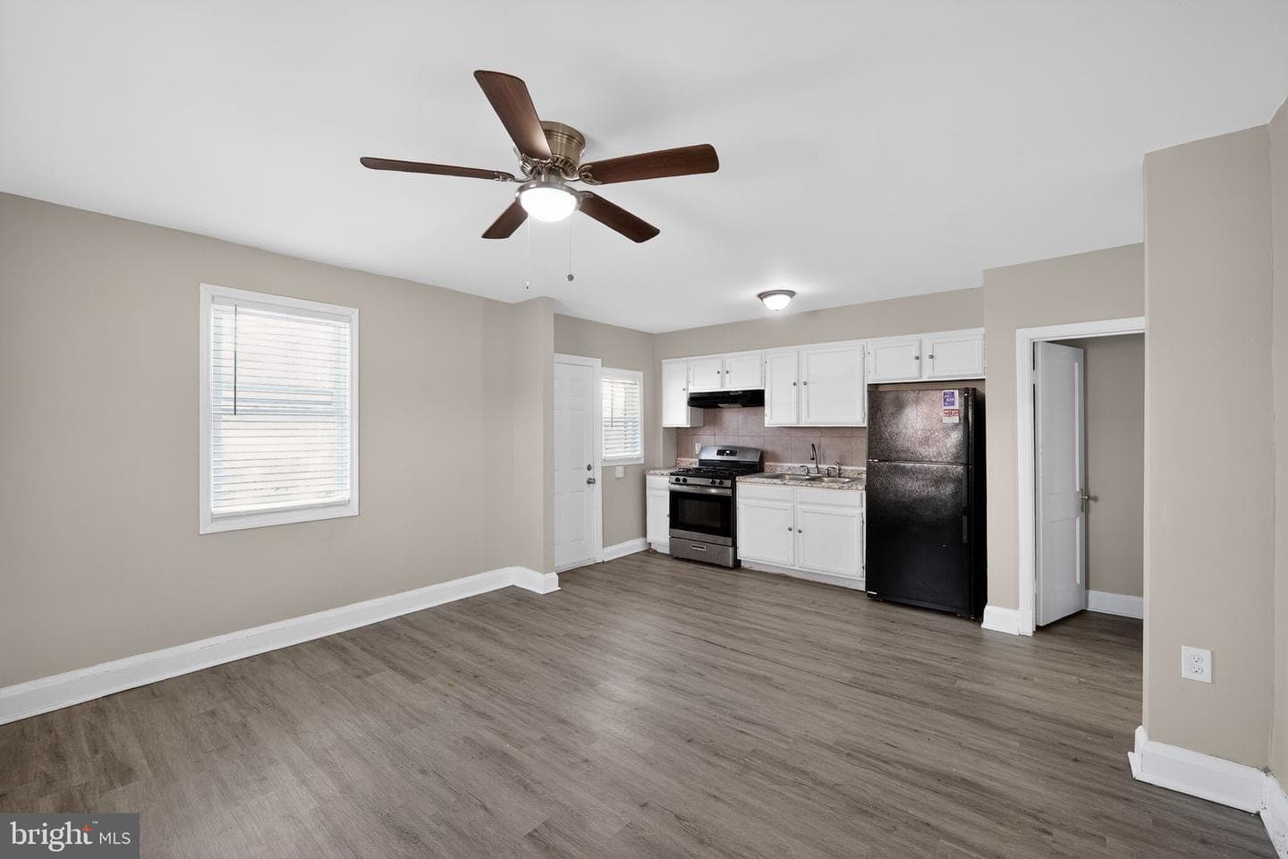 821 Mount Holly Street photo 5