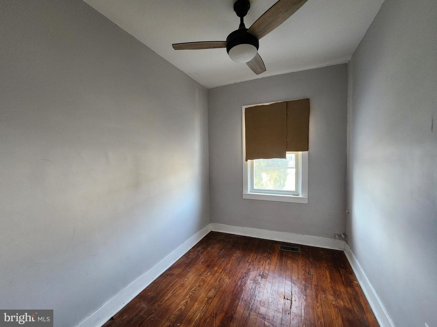 1115 Bonaparte Avenue photo 14
