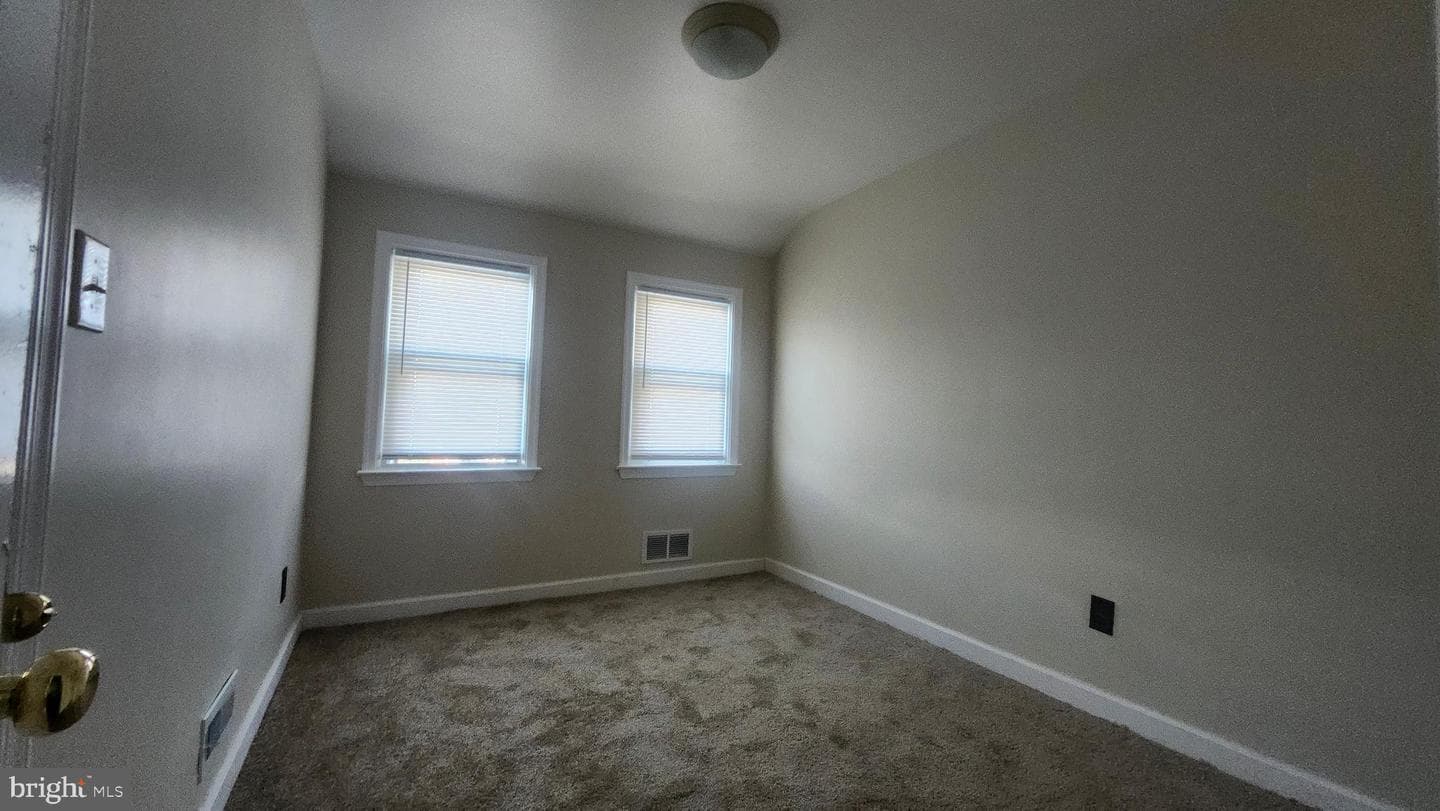 1001 Cameron Road photo 31