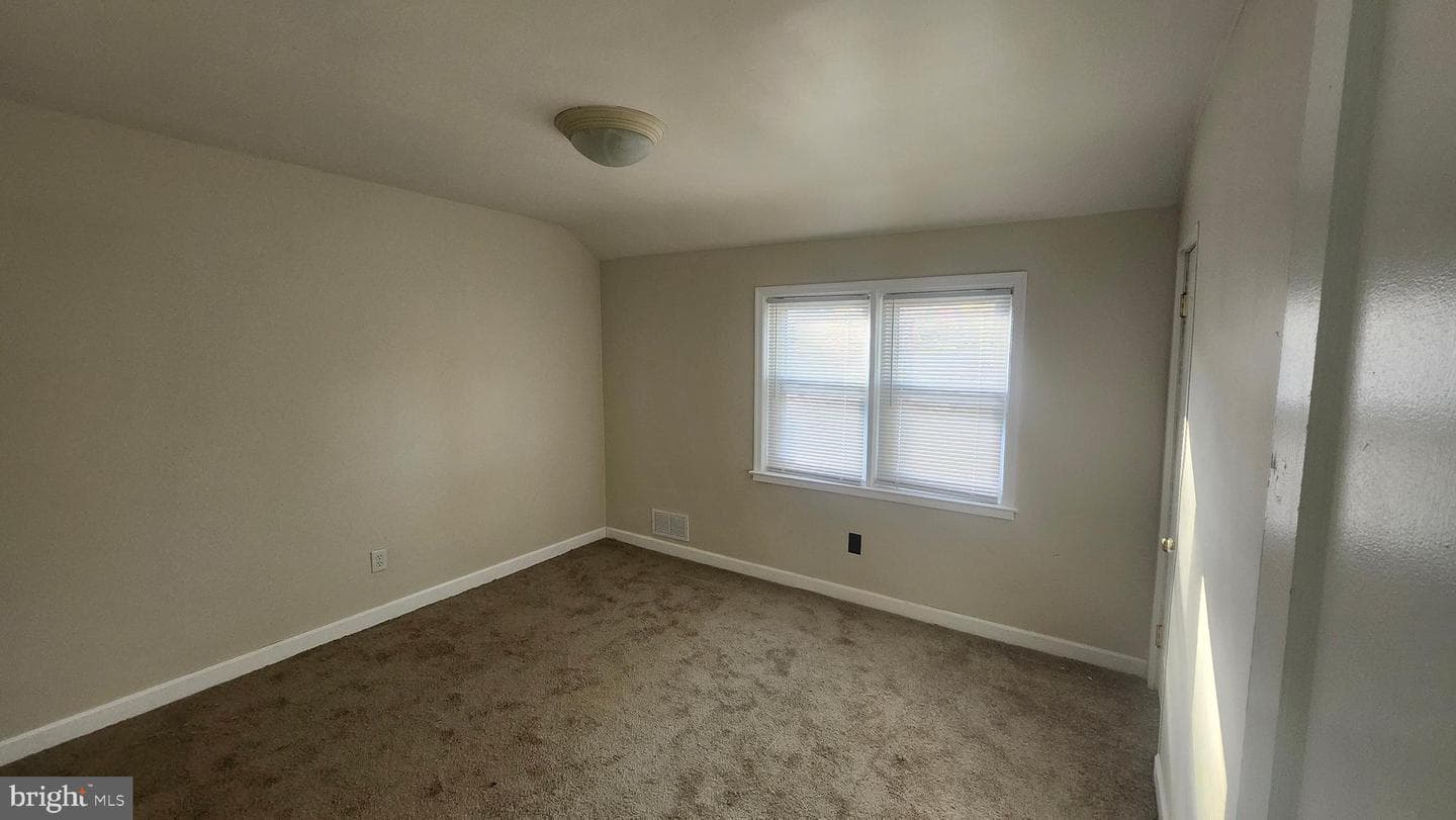 1001 Cameron Road photo 34