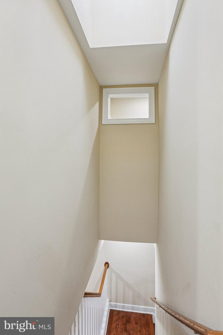 1602 N Bond Street photo 10