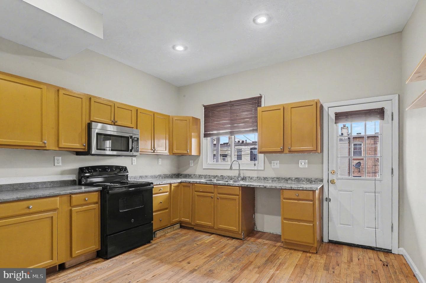3418 E Baltimore Street photo 11