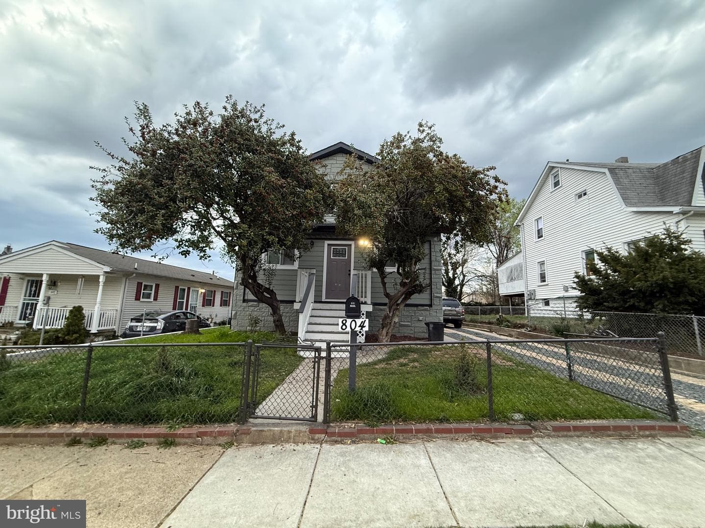 804 Pontiac Avenue photo 2