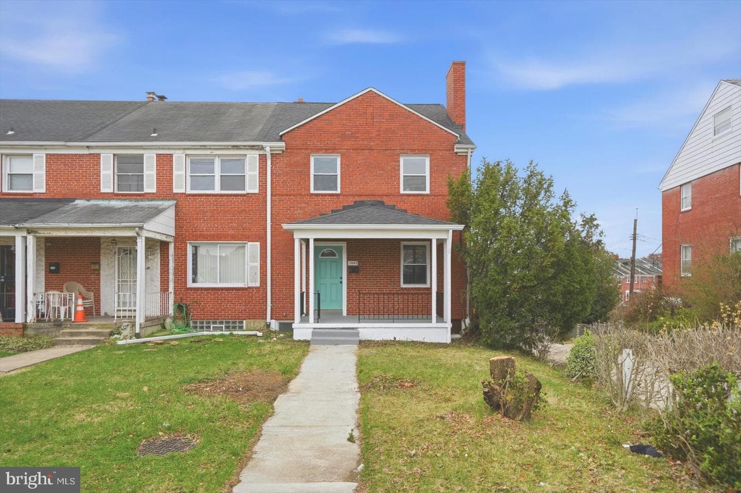 2045 Woodbourne Avenue photo 35
