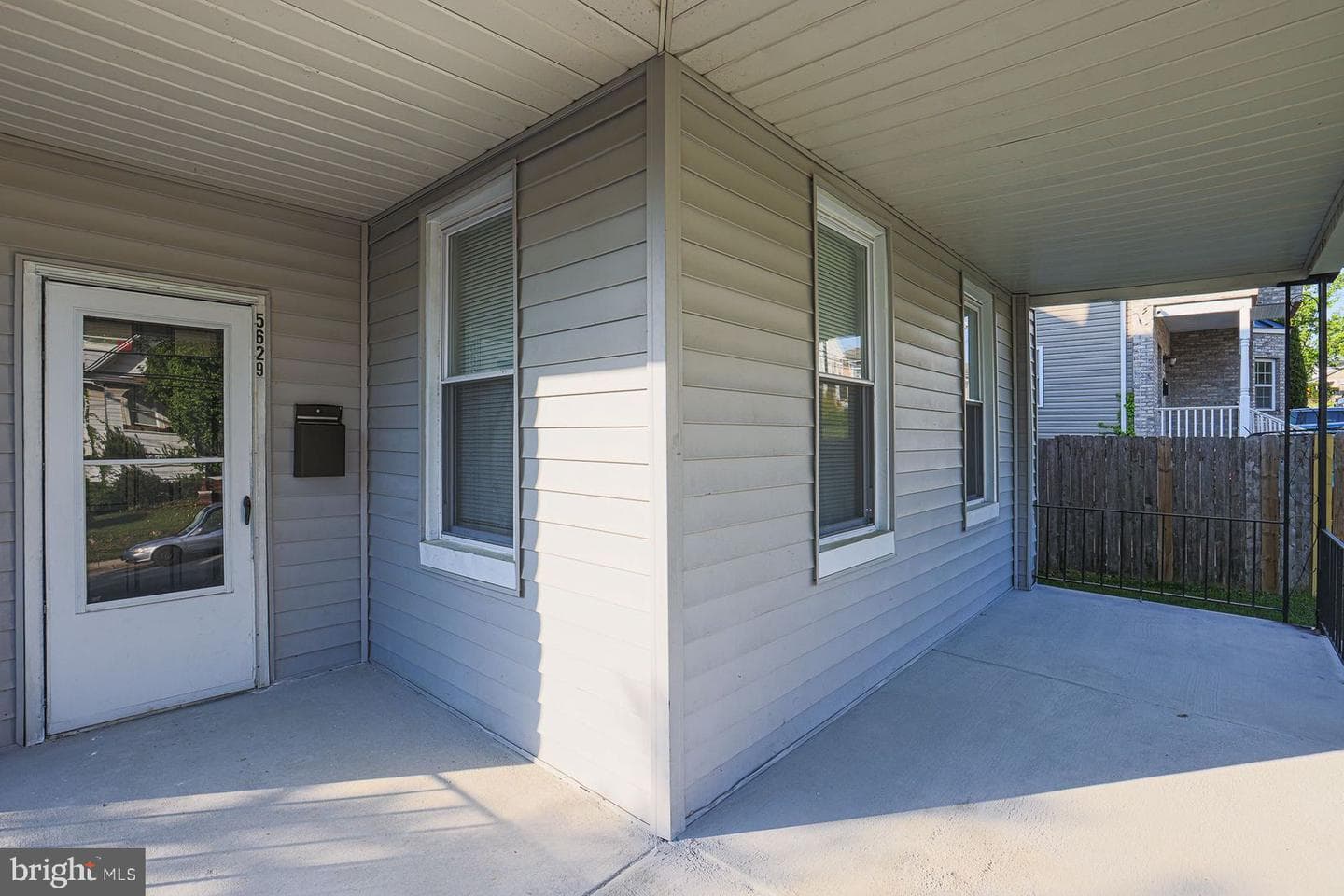 5629 Greenhill Avenue photo 2
