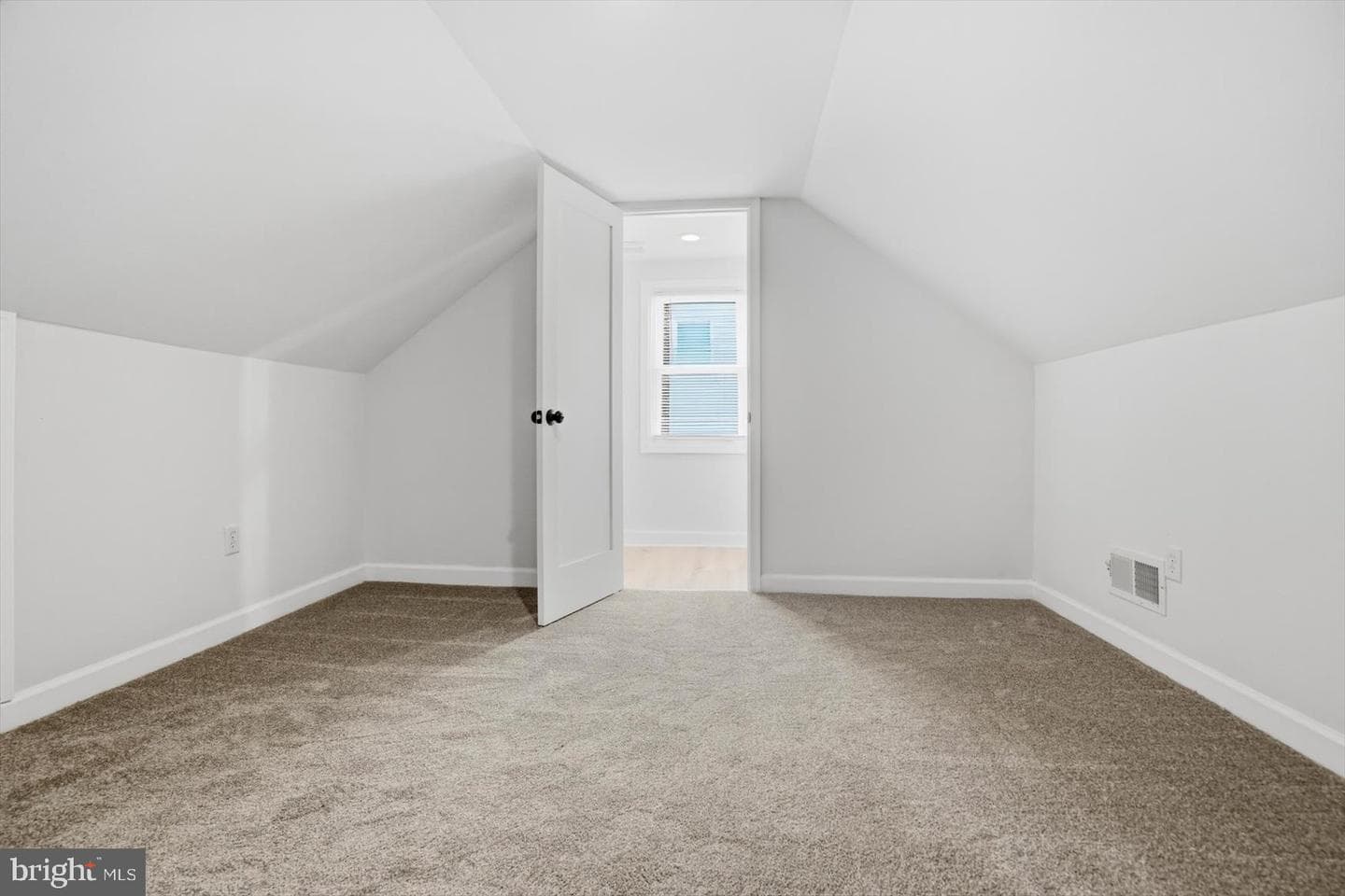 3225 Rosalie Avenue photo 23