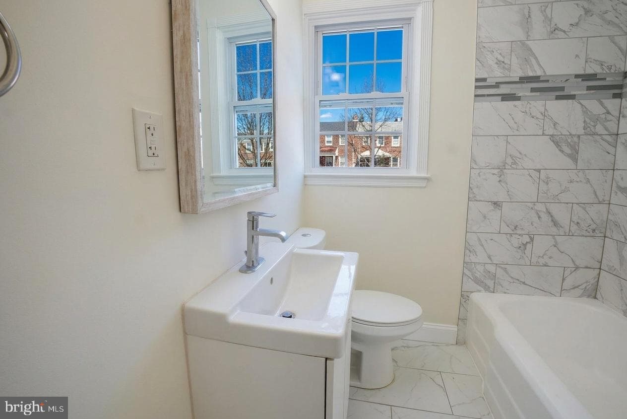 3031 Hanlon Avenue photo 64